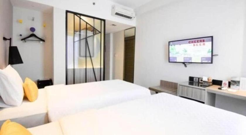 Arosa Hotel Jakarta Exterior foto