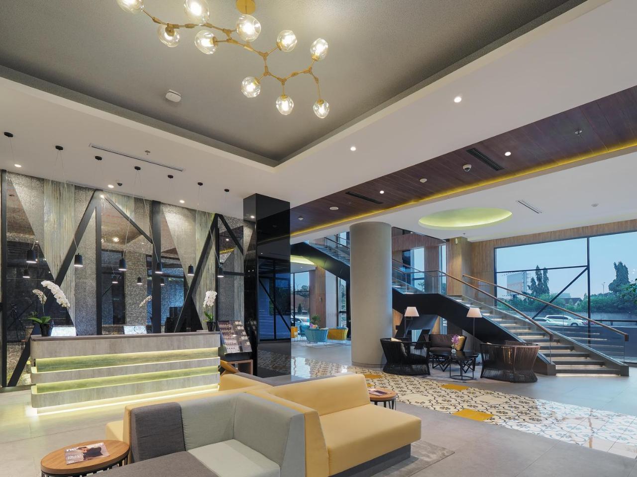 Arosa Hotel Jakarta Exterior foto